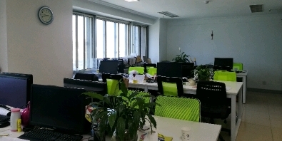 中京聯(lián)房地產(chǎn)經(jīng)紀(jì) 專業(yè)服務(wù)助力您的安居夢