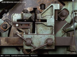 銹跡可見(jiàn)的工業(yè)設(shè)備